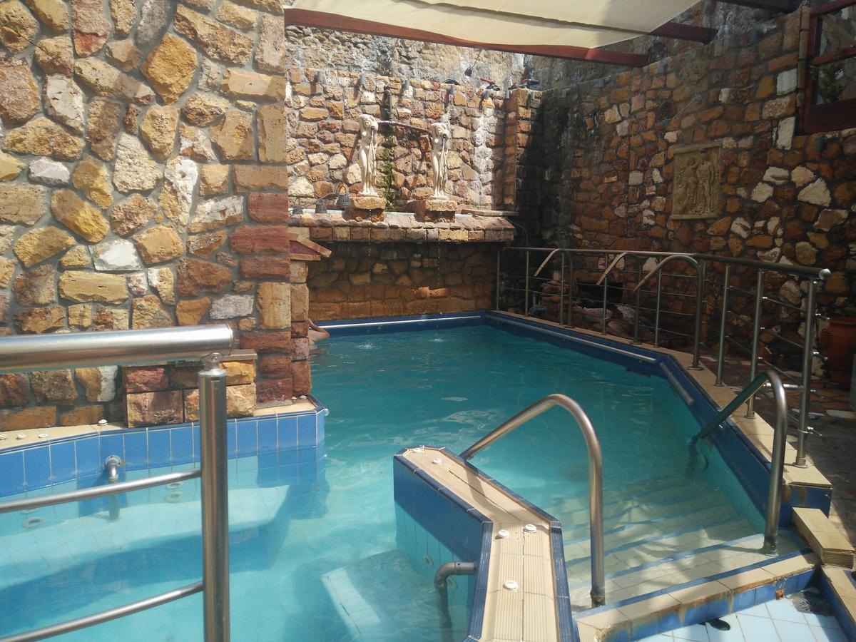 9 Queens Spa Hotel Loutra Edipsou  Exterior photo